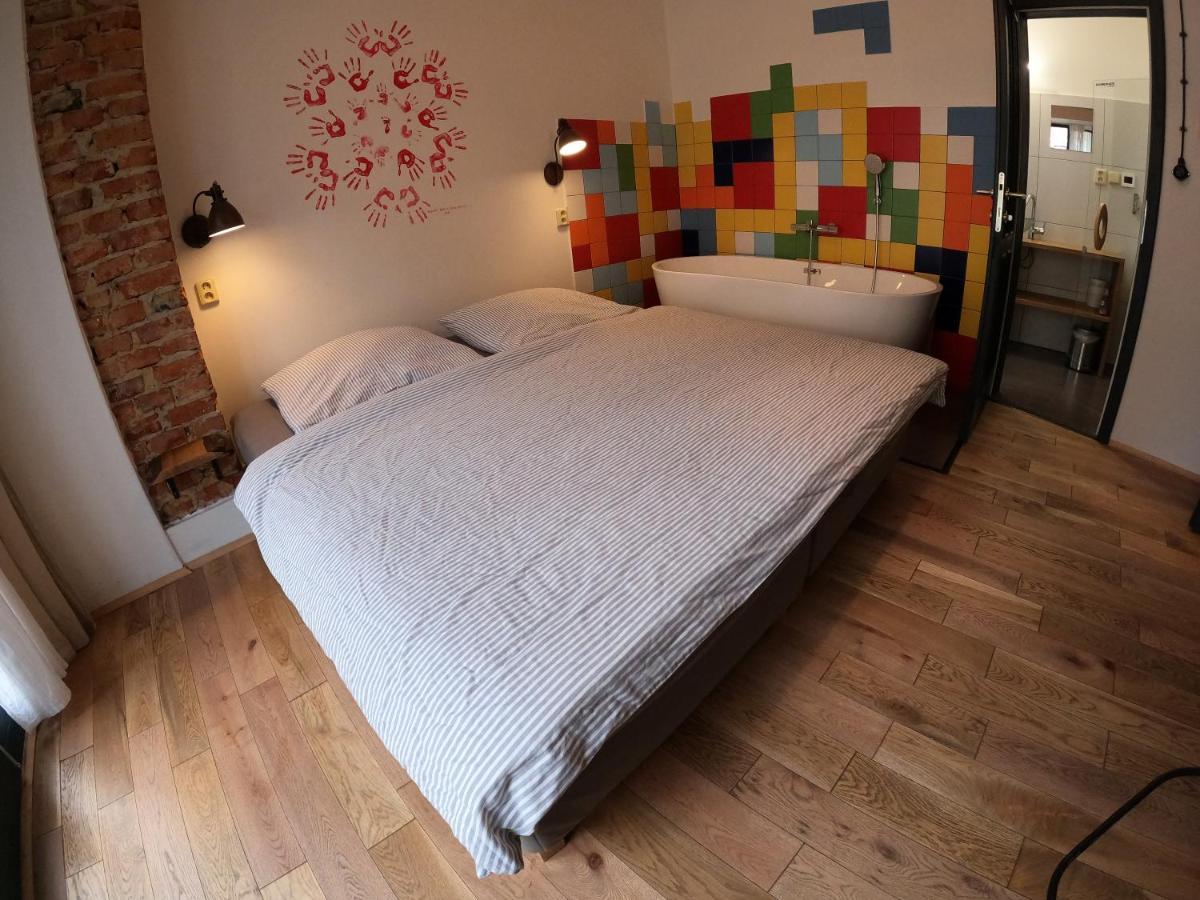 Gusto Hotel Krnov Buitenkant foto