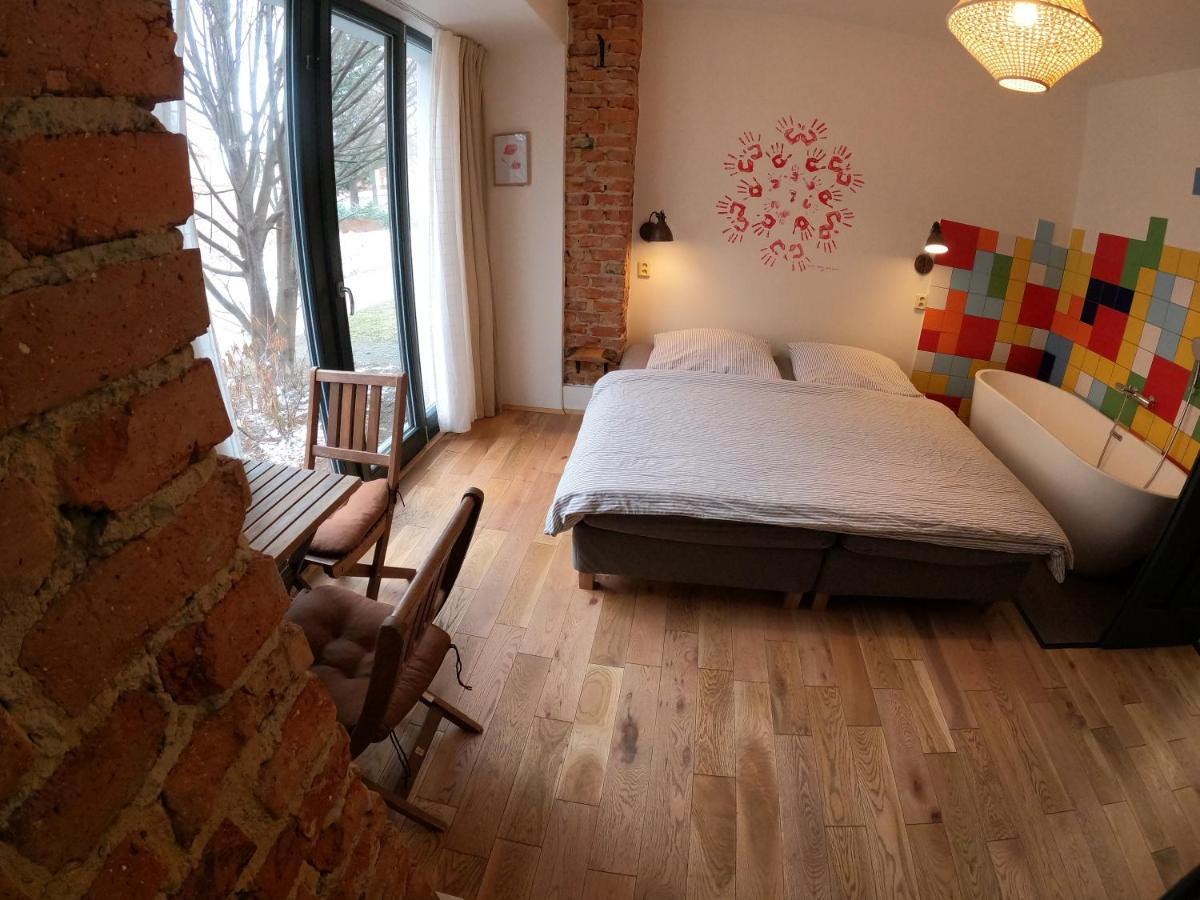Gusto Hotel Krnov Buitenkant foto
