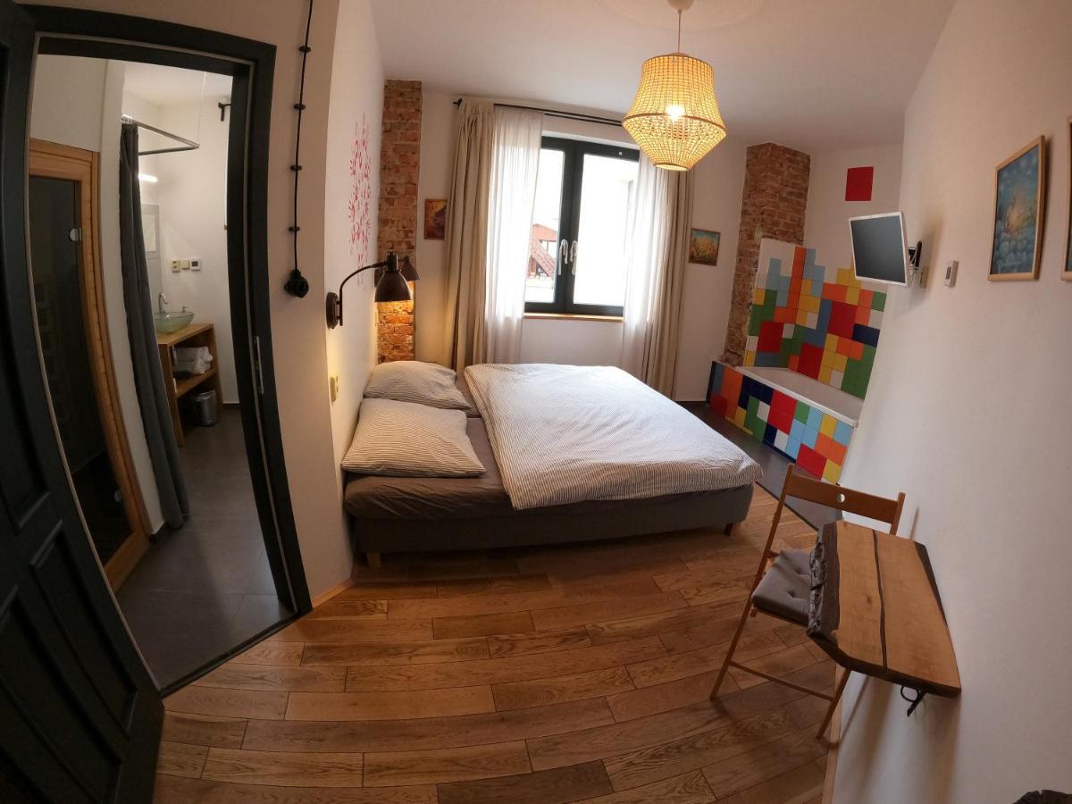Gusto Hotel Krnov Buitenkant foto